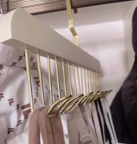 Wooden Strap Hanger Multifunctional Underwear Vest Storage Tool Home Solid Wood Hook Wave Clothes Drying Rack (PACK OF 20) photo review