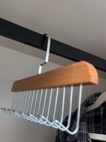 Wooden Strap Hanger Multifunctional Underwear Vest Storage Tool Home Solid Wood Hook Wave Clothes Drying Rack (PACK OF 20) photo review